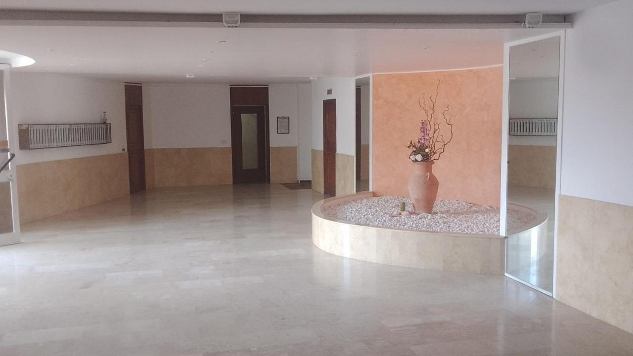 Sanremo Affitti Brevi Periodi Da Dino Apartment Luaran gambar