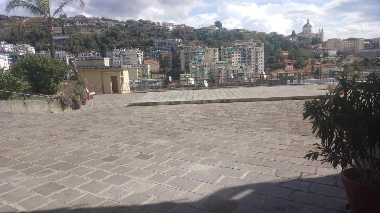 Sanremo Affitti Brevi Periodi Da Dino Apartment Luaran gambar